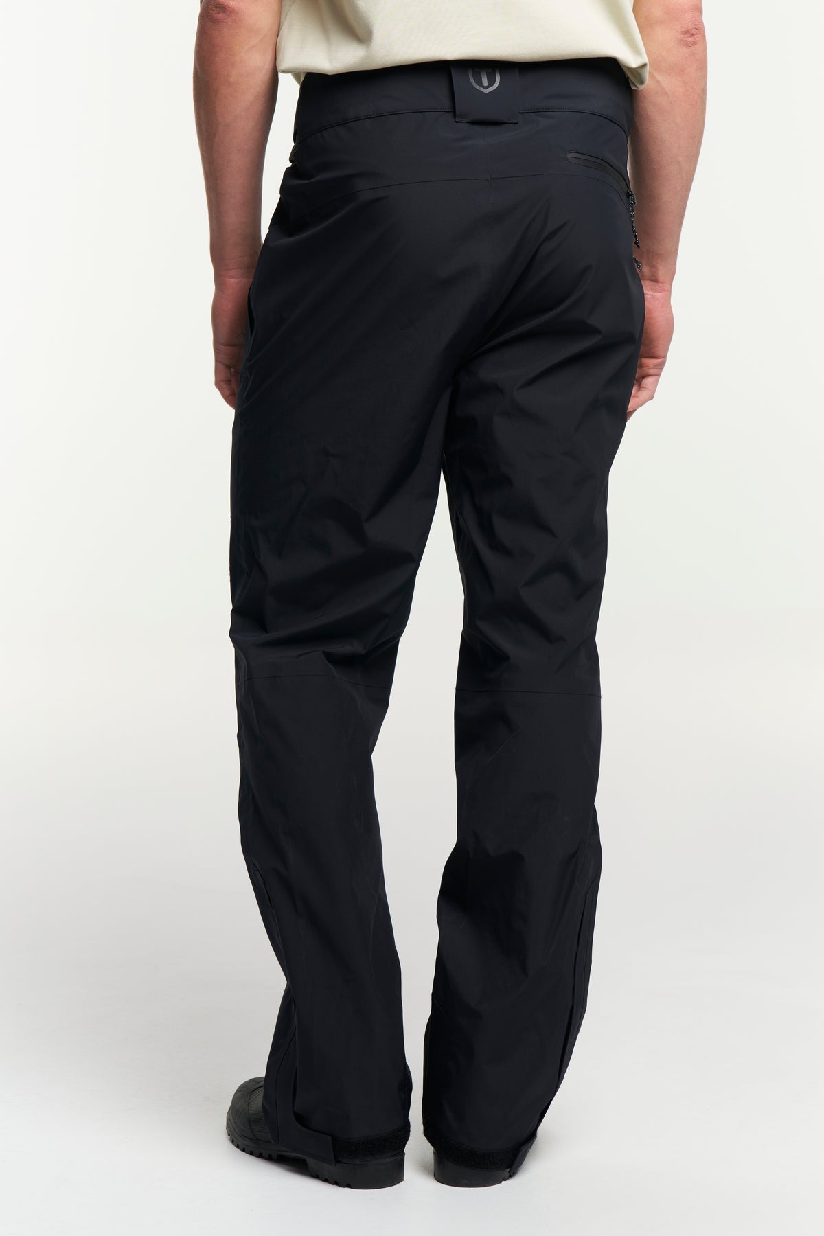 Tenson TXlite Scalloway Pants Men Schwarz, Rückansicht