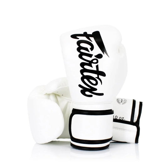 Fairtex BGV14 Boxhandschuhe aus Microfaser in Weiss, 10 und 14 oz
