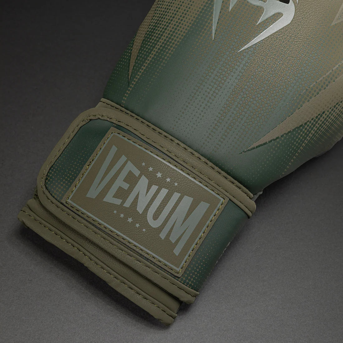 Venum - Stealth Boxhandschuhe