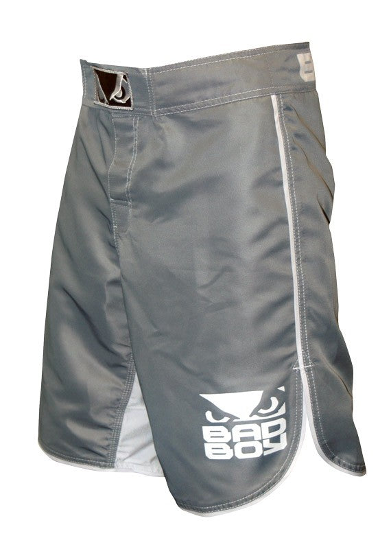 Bad Boy MMA Shorts Grau/Weiss