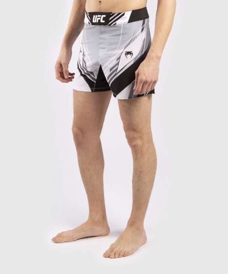 UFC VENUM PRO LINE HERREN FIGHTSHORTS