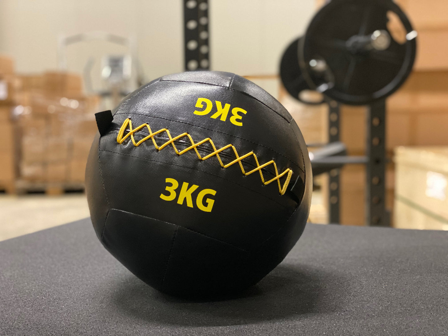 Medizinball Wall Ball