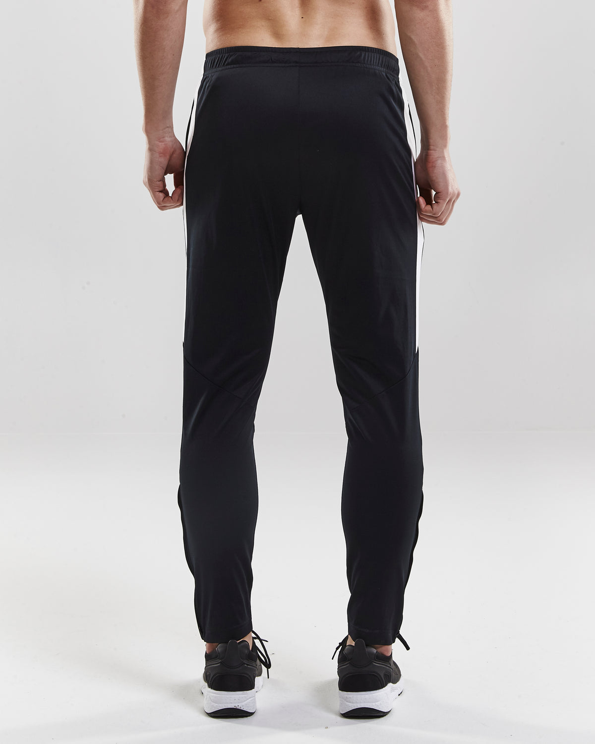 Craft Progress Pant Herren in Schwarz/Weiss, Detailansicht