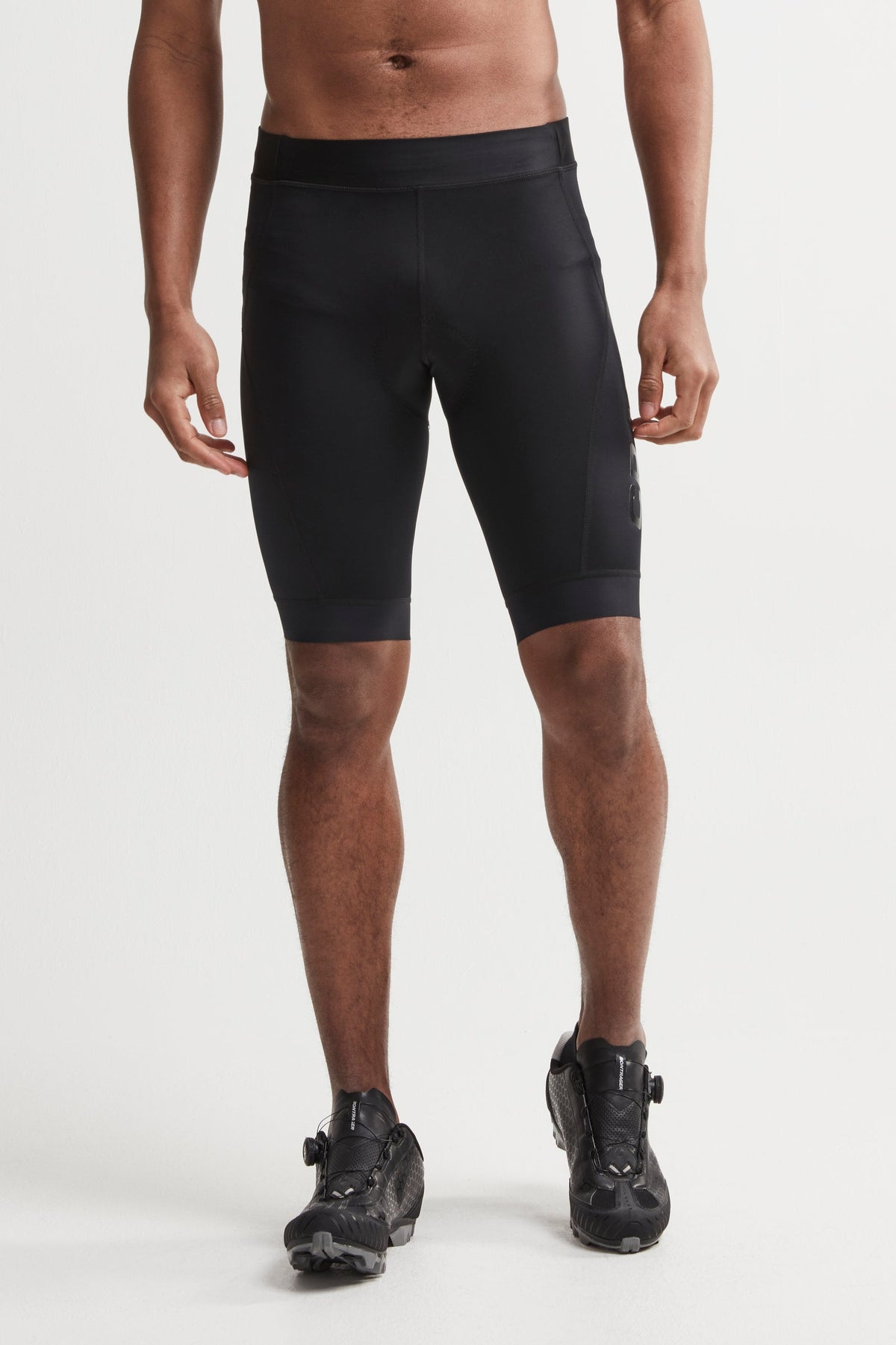 Craft CORE Essence Shorts Herren in Schwarz, Detailansicht