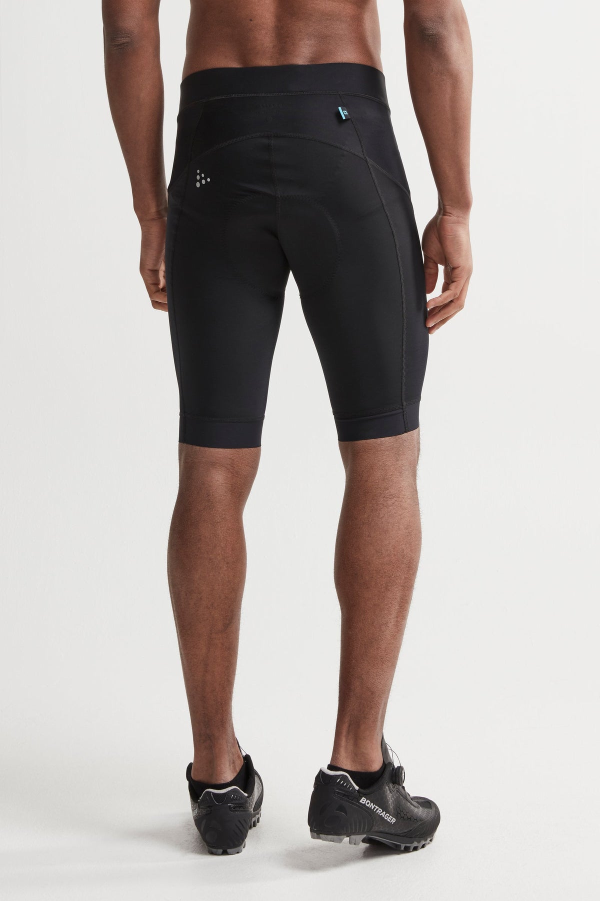 Craft CORE Essence Shorts Herren in Schwarz/Silber, Detailansicht