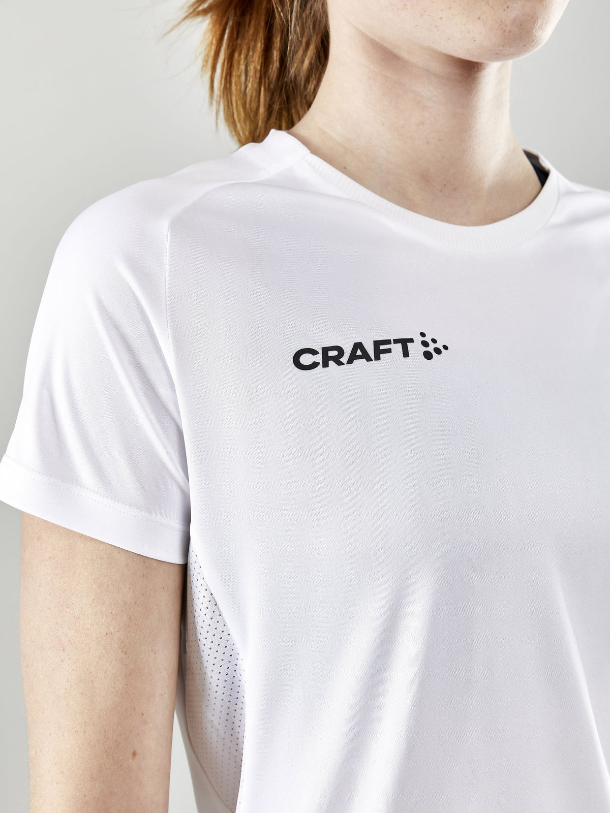 Craft Evolve Tee Damen in Weiss, Detailansicht