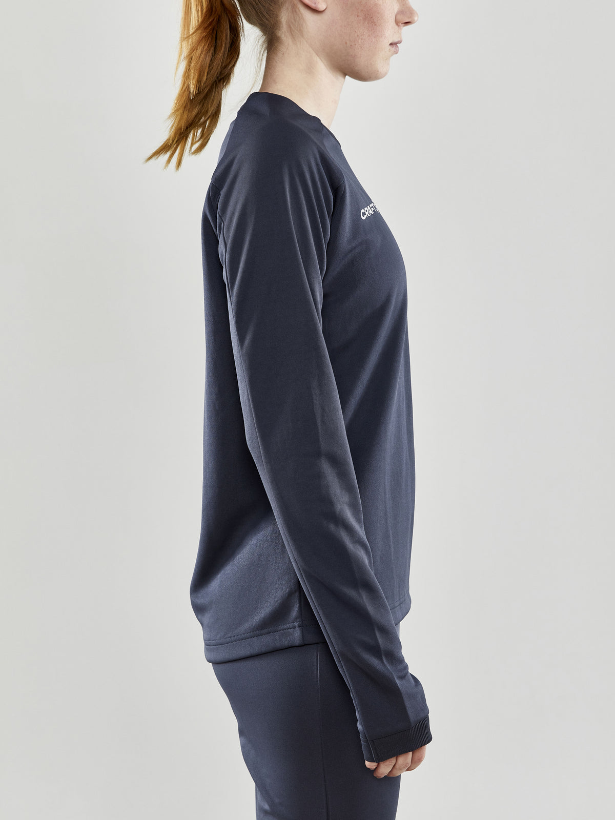 Craft Evolve Crew Neck Damen in Dunkelgrau, Detailansicht