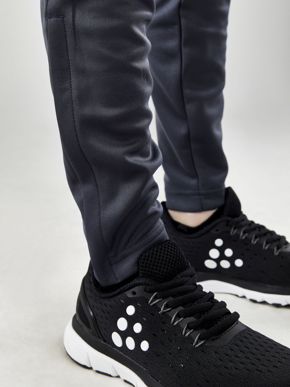 Craft Evolve Pants Junior in Dunkelgrau, Detailansicht
