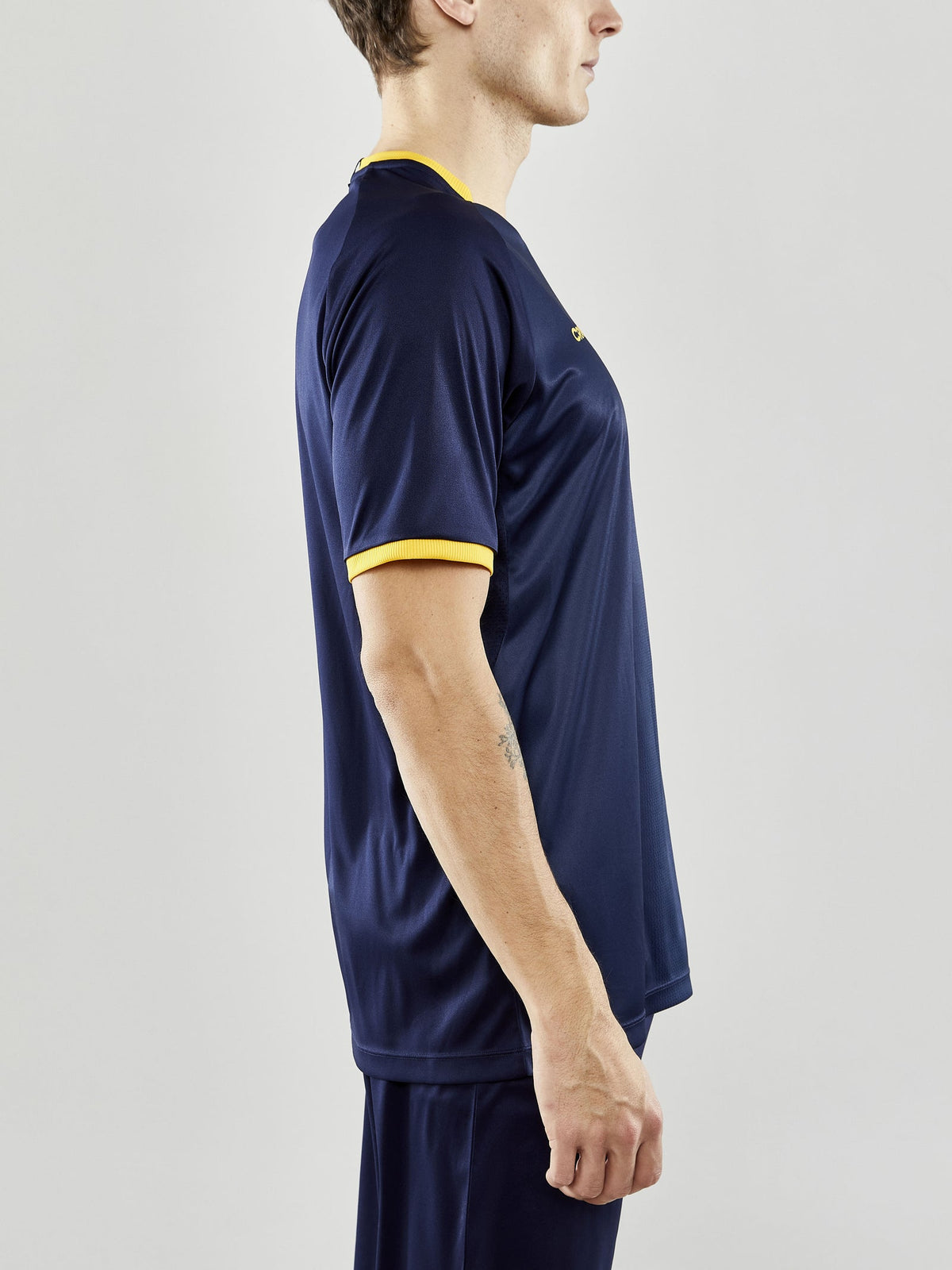 Craft Progress 2.0 Graphic Jersey Herren in Navy/Gelb, Detailansicht