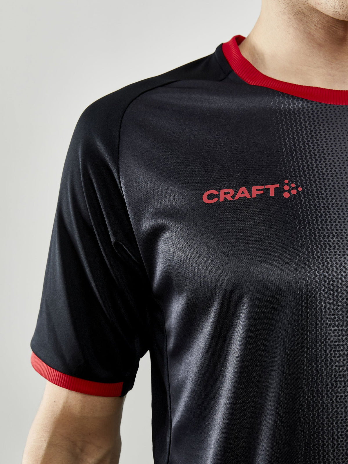 Craft Progress 2.0 Graphic Jersey Herren in Schwarz/Rot, Detailansicht