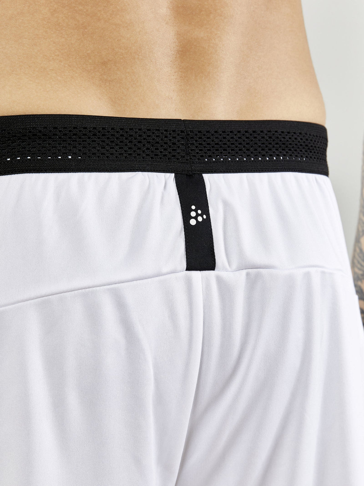 Craft Progress 2.0 Shorts Herren in Weiss, Detailansicht
