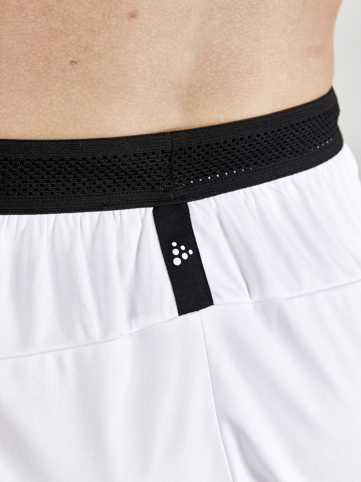 Craft Progress 2.0 Shorts Damen in Weiss, Detailansicht