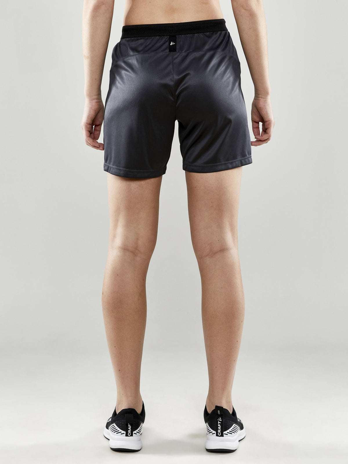 Craft Progress 2.0 Shorts Damen in Dunkelgrau, Detailansicht