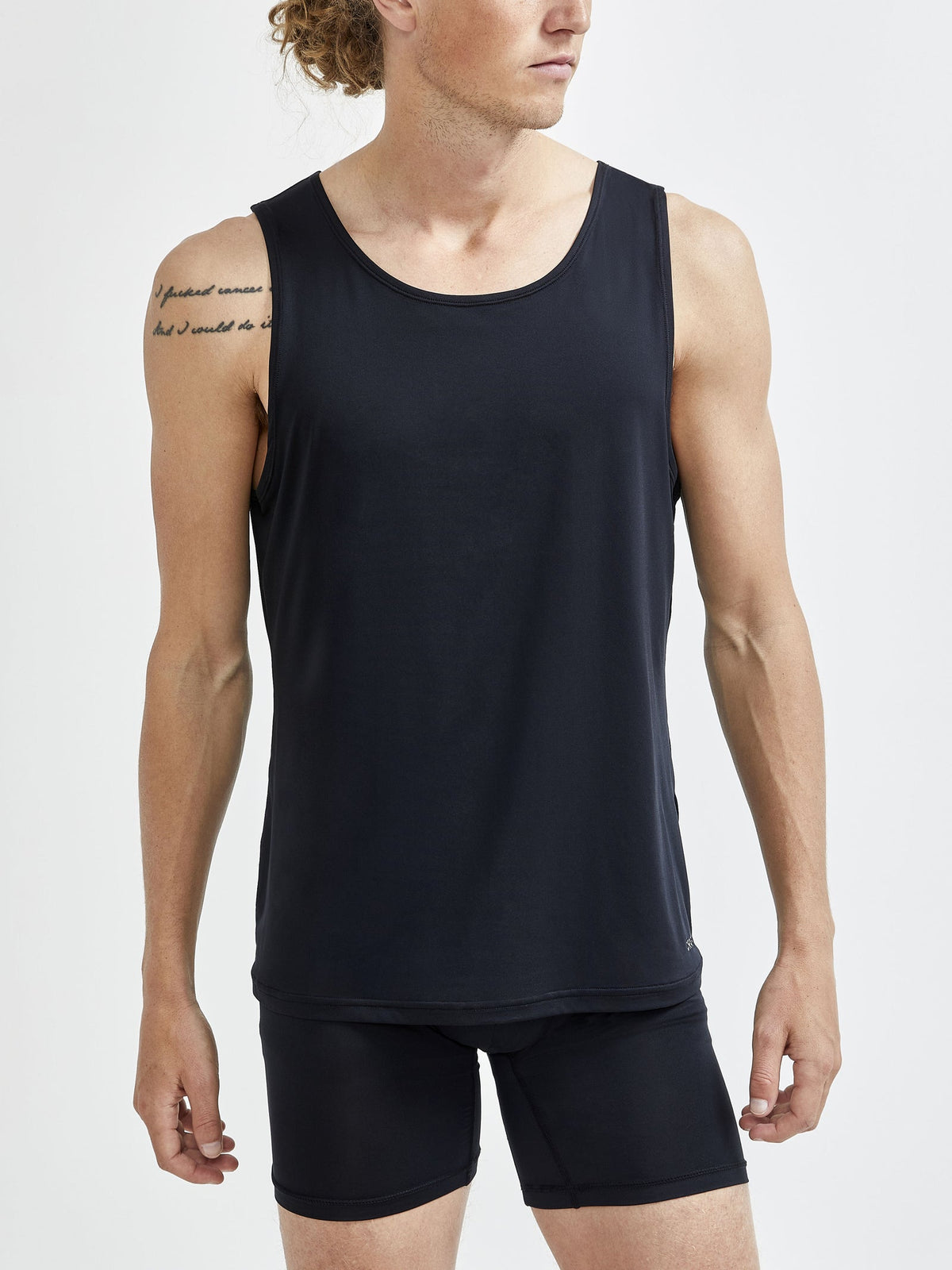 Craft CORE Dry Singlet Herren in Schwarz, Detailansicht