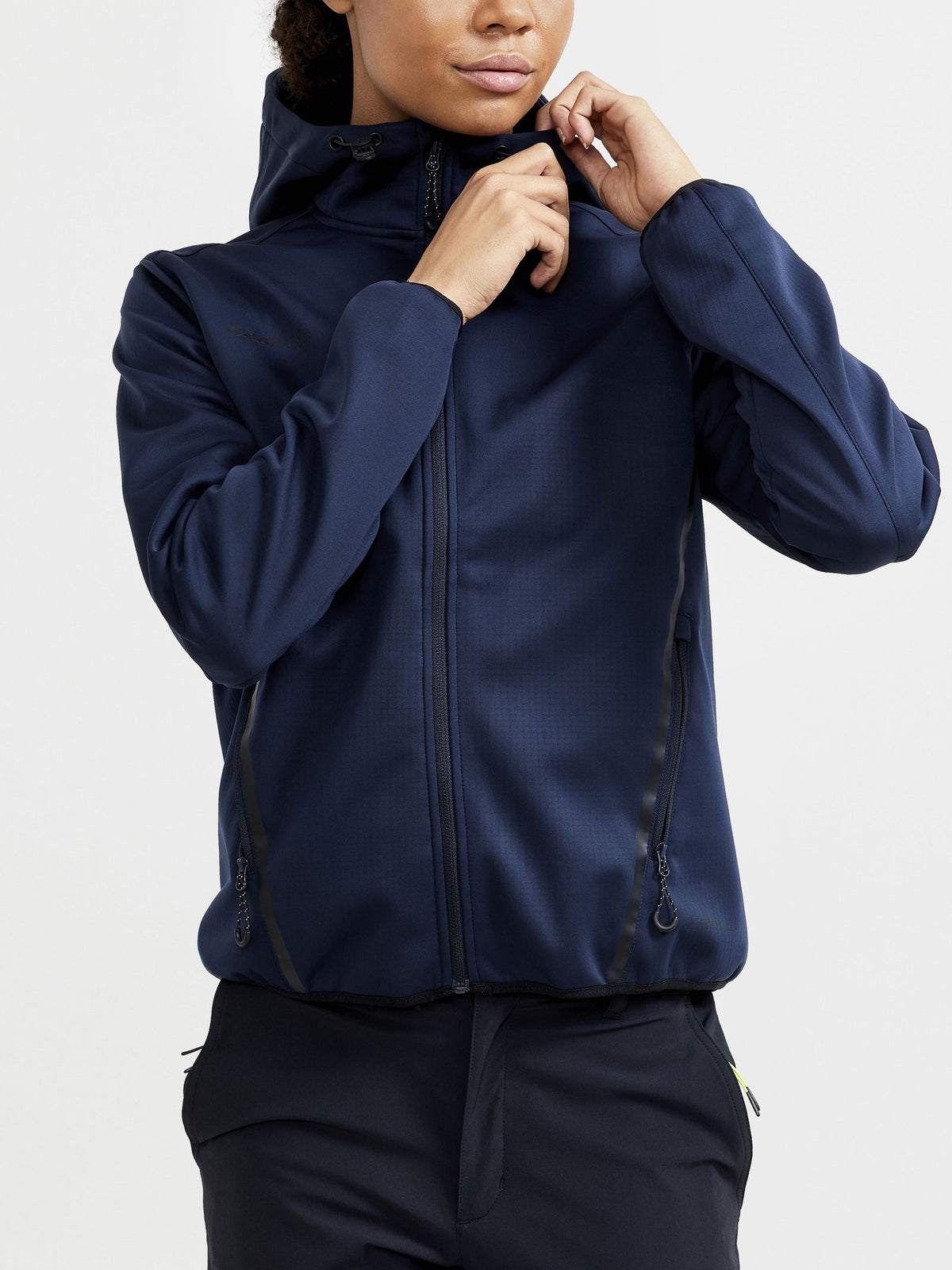 Craft ADV Explore Soft Shell Jacket Damen in Dunkelblau, Detailansicht