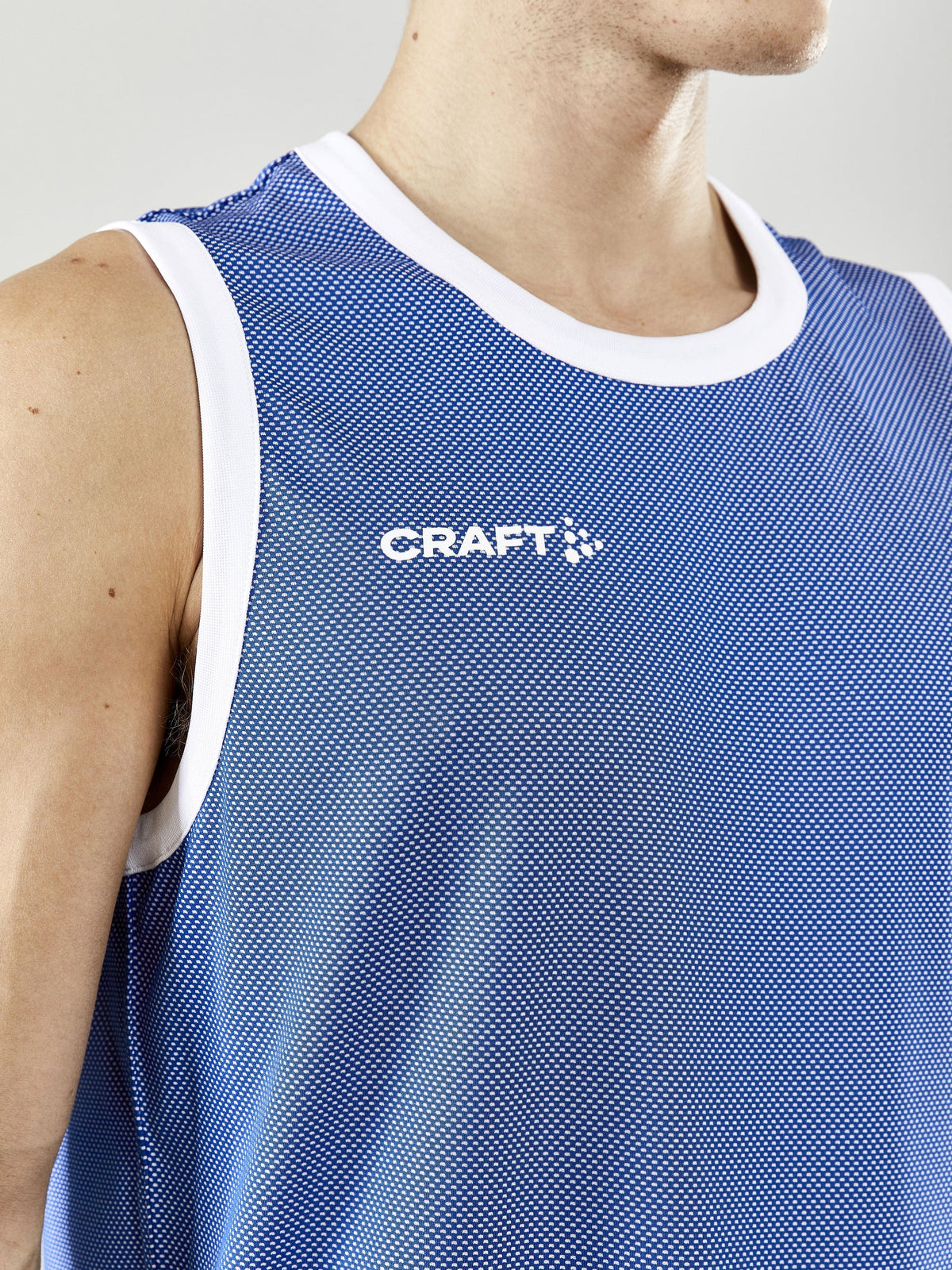 Craft Progress Reversible Basket Singlet Herren in Kobaltblau/Weiss, Detailansicht