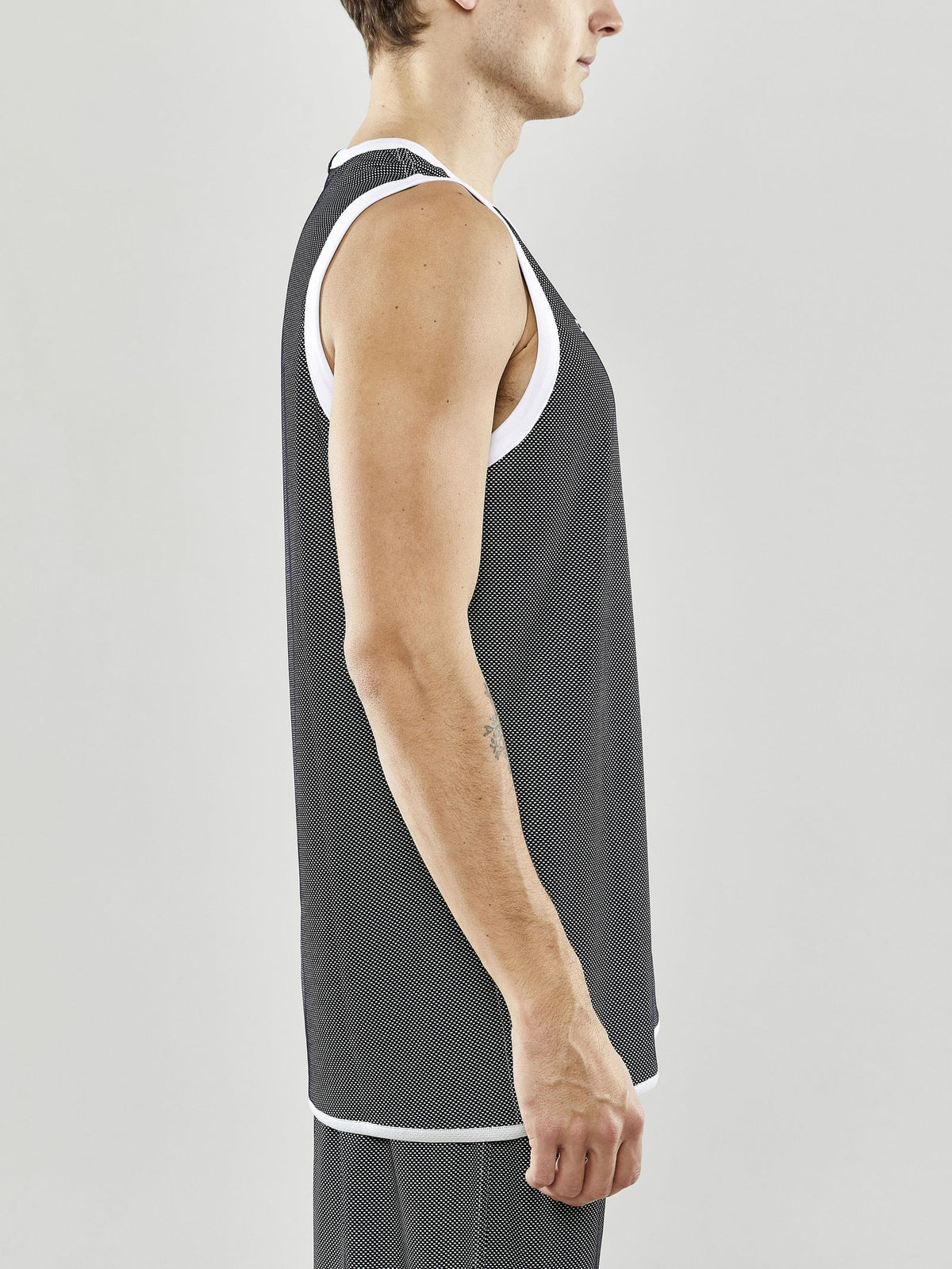 Craft Progress Reversible Basket Singlet Herren in Schwarz/Weiss, Detailansicht