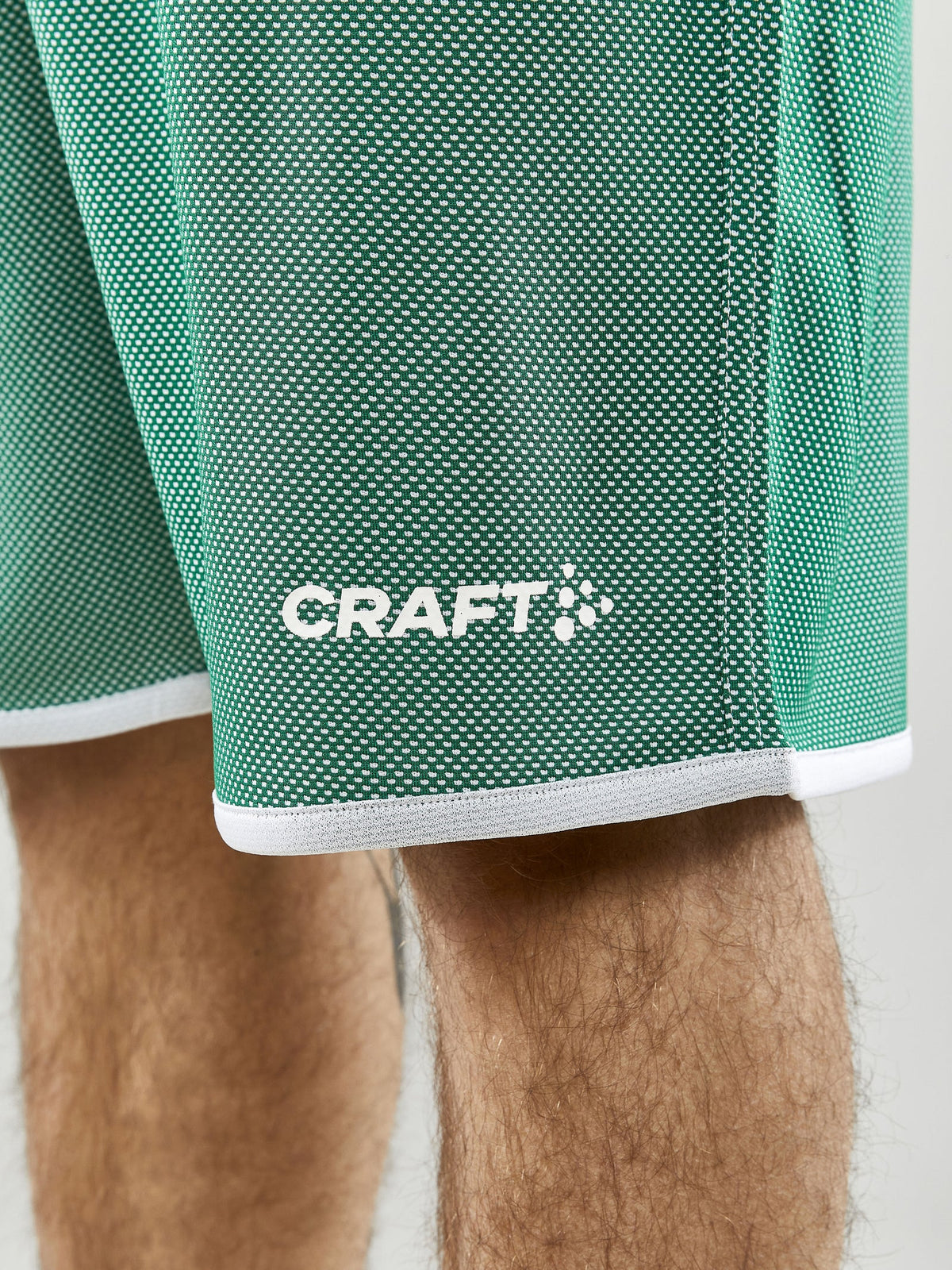 Craft Progress Reversible Basket Shorts Herren in Grün/Weiss, Detailansicht