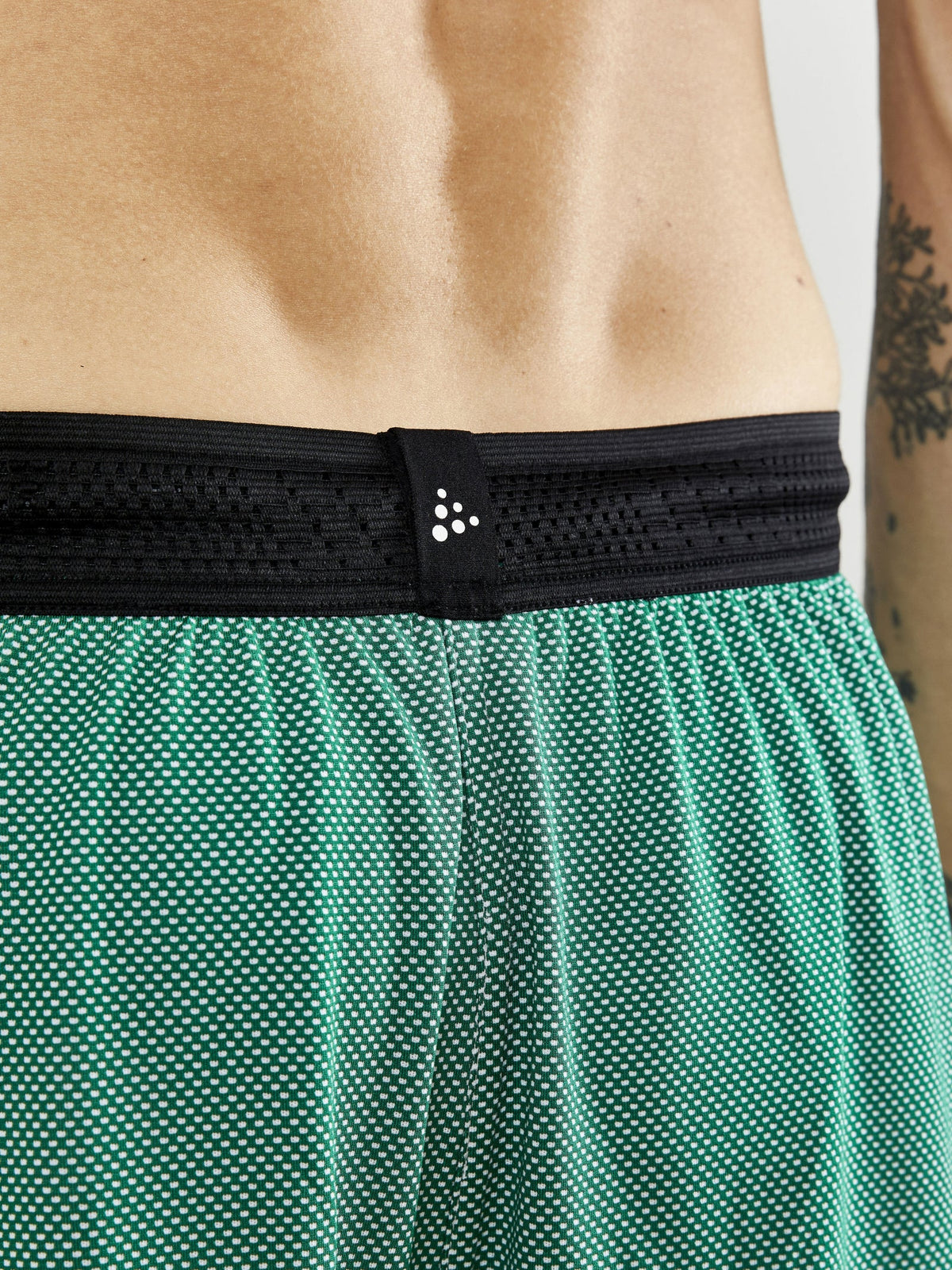 Craft Progress Reversible Basket Shorts Herren in Grün/Weiss, Detailansicht