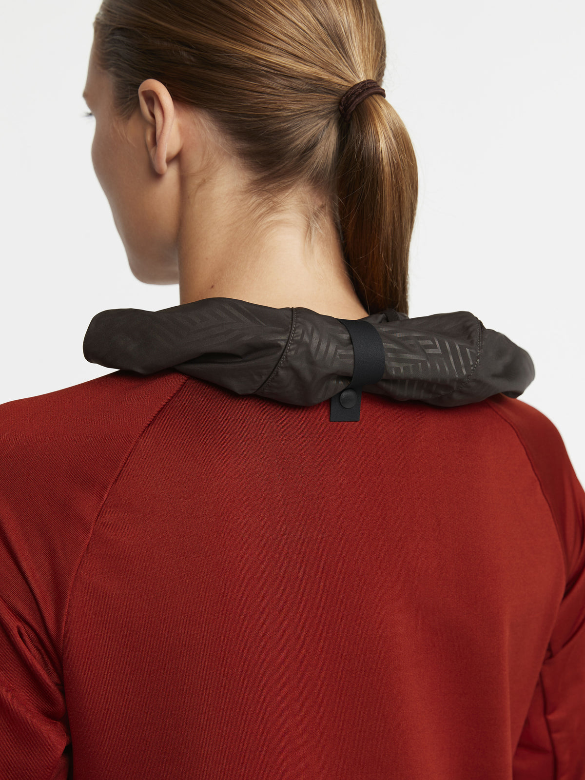 Craft Extend Full Zip Damen in Weinrot, Detailansicht