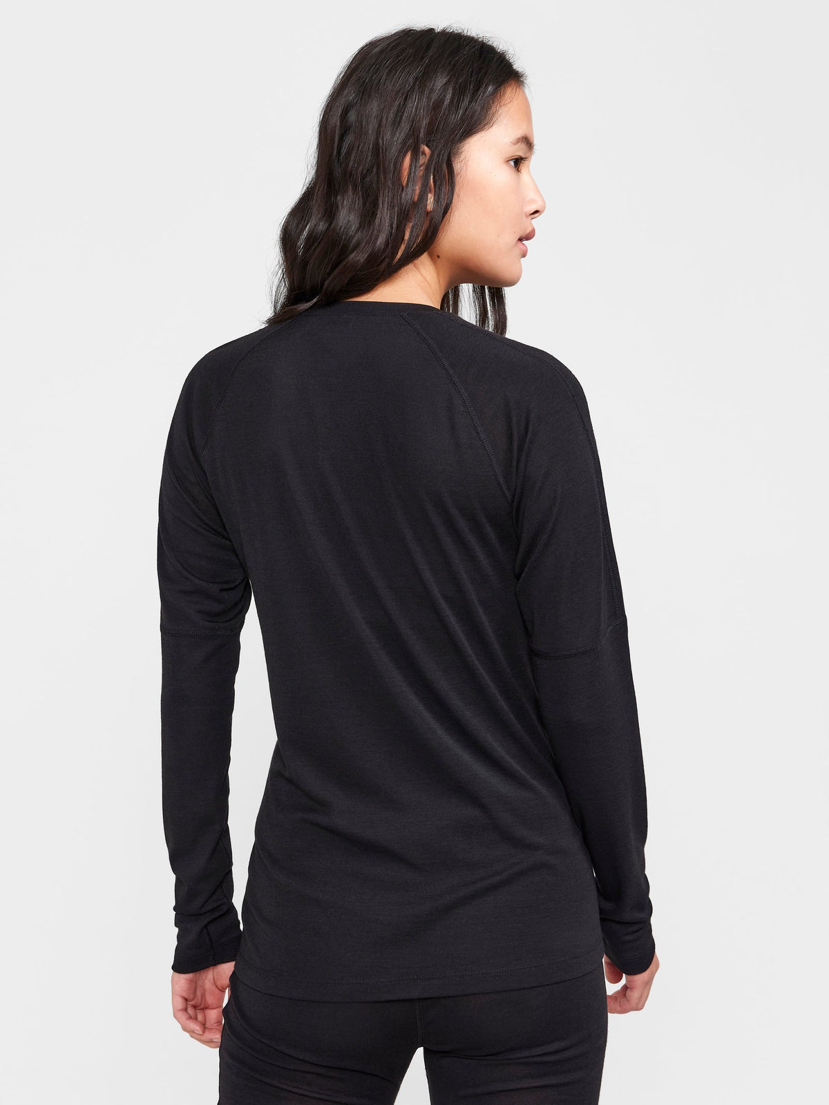 Craft ADV Wool Merino RN LS Damen in Schwarz, Detailansicht