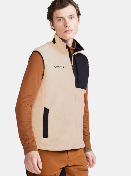 Craft ADV Explore Pile Fleece Vest Herren in Beige, Detailansicht