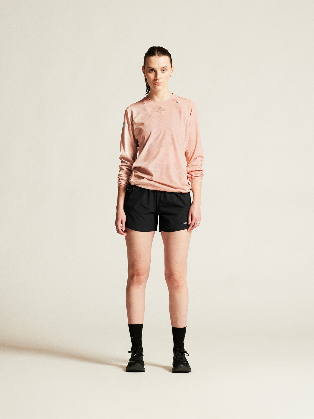 Craft PRO Hypervent LS Wind Top 2 Damen in Pink, Detailansicht