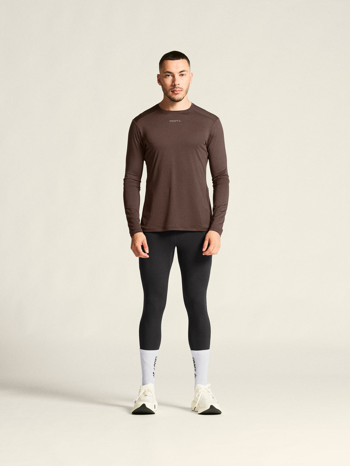 Craft ADV Essence LS Tee 2 Herren in Braun, Detailansicht