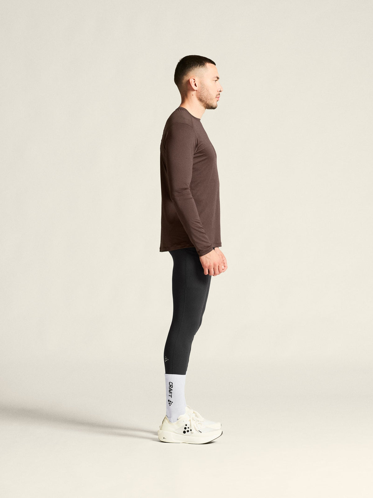 Craft ADV Essence LS Tee 2 Herren in Braun, Detailansicht