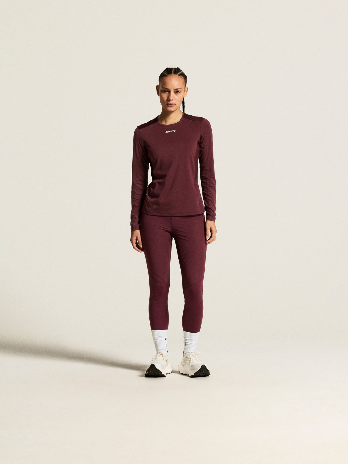 Craft ADV Essence LS Tee 2 Damen in Rot, Detailansicht