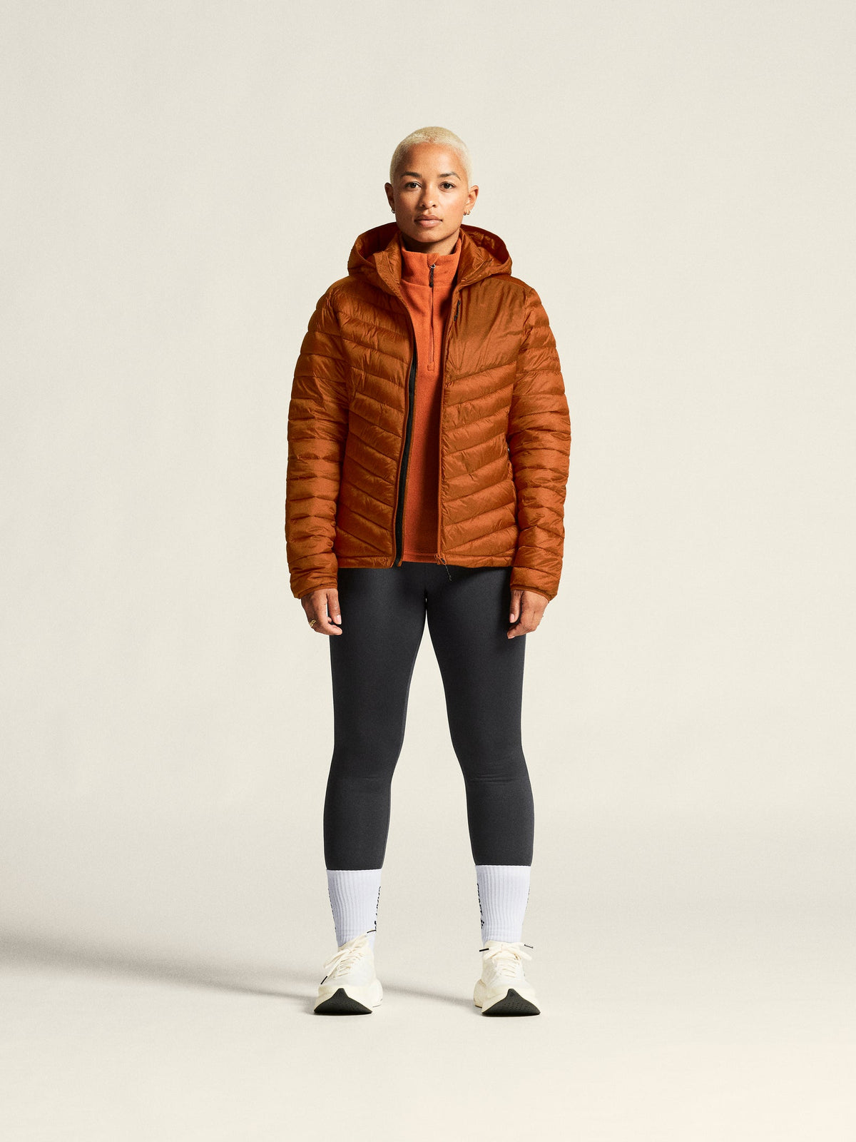 Craft CORE Explore LT. Insulation Jkt Herren in Orange, Detailansicht