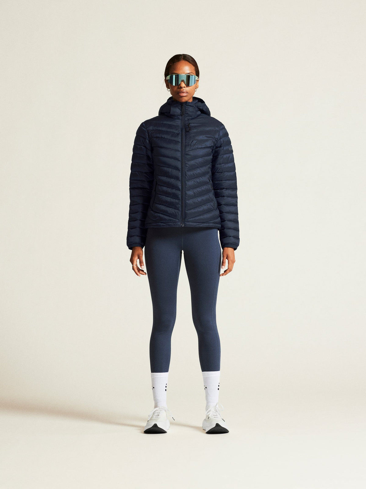 Craft CORE Explore LT. Insulation Jkt Damen in Dunkelblau, Detailansicht