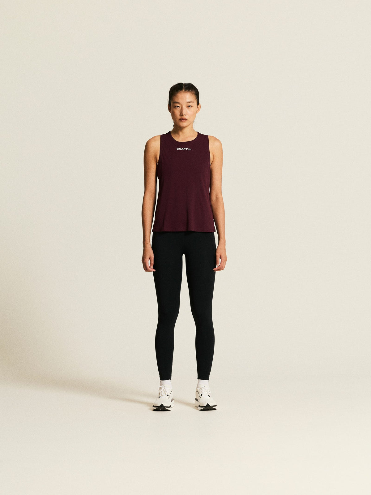 Craft CORE Essence Singlet 2 Damen in Einfarbig, Detailansicht