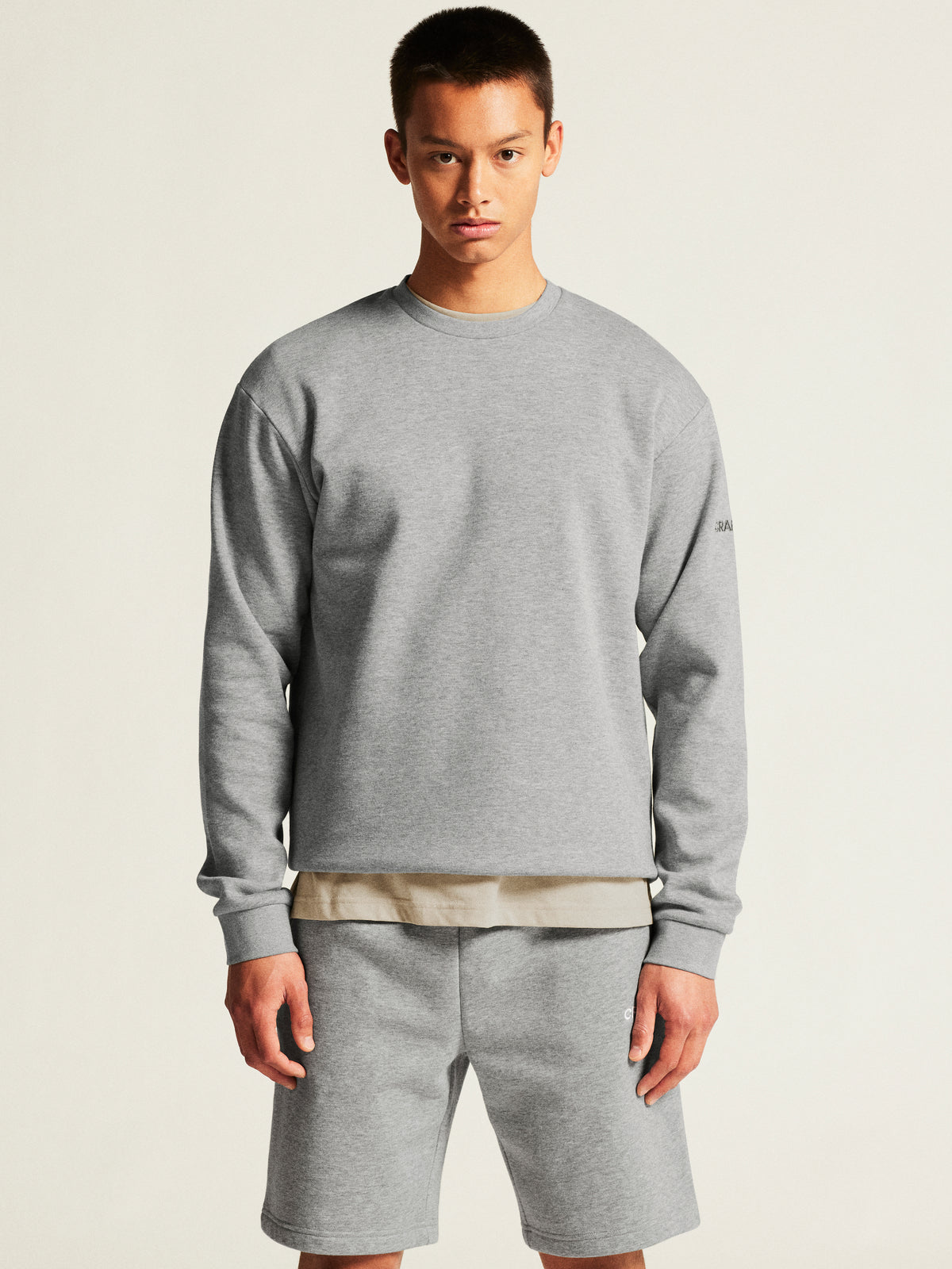 Craft Community 2.0 R Neck Herren in Grau meliert, Detailansicht