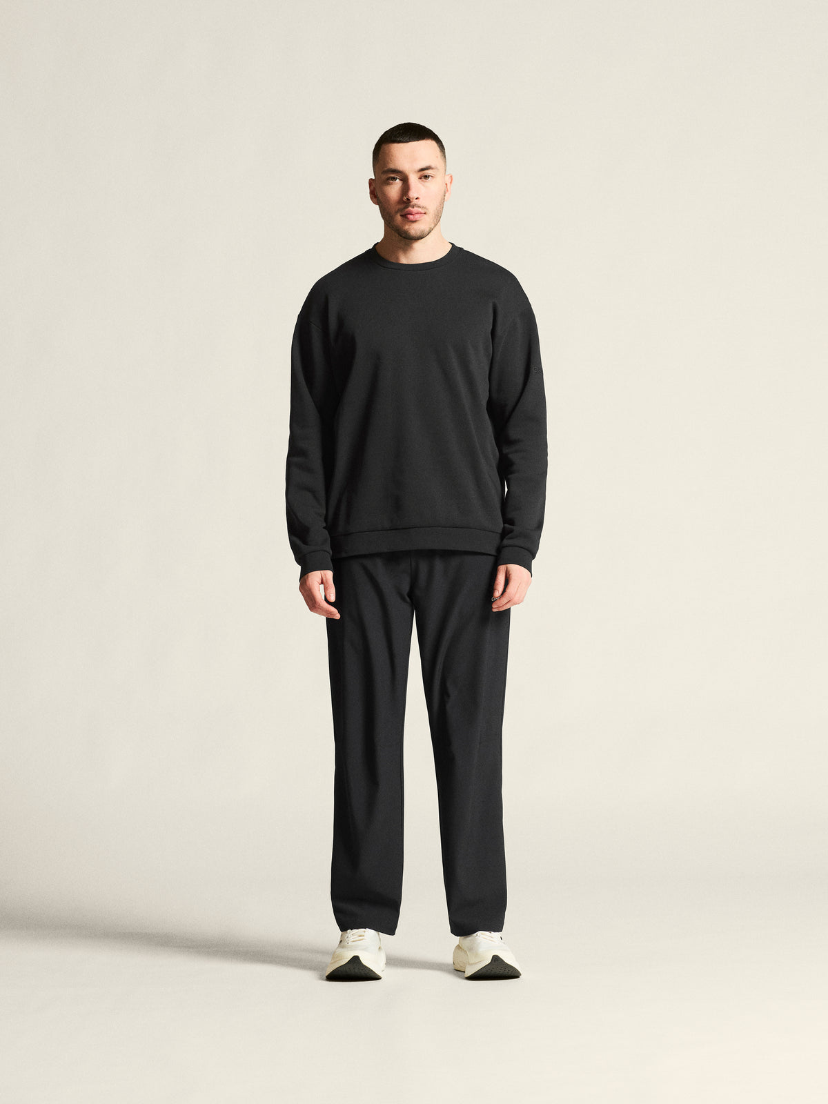 Craft Community 2.0 R Neck Herren in Schwarz, Detailansicht