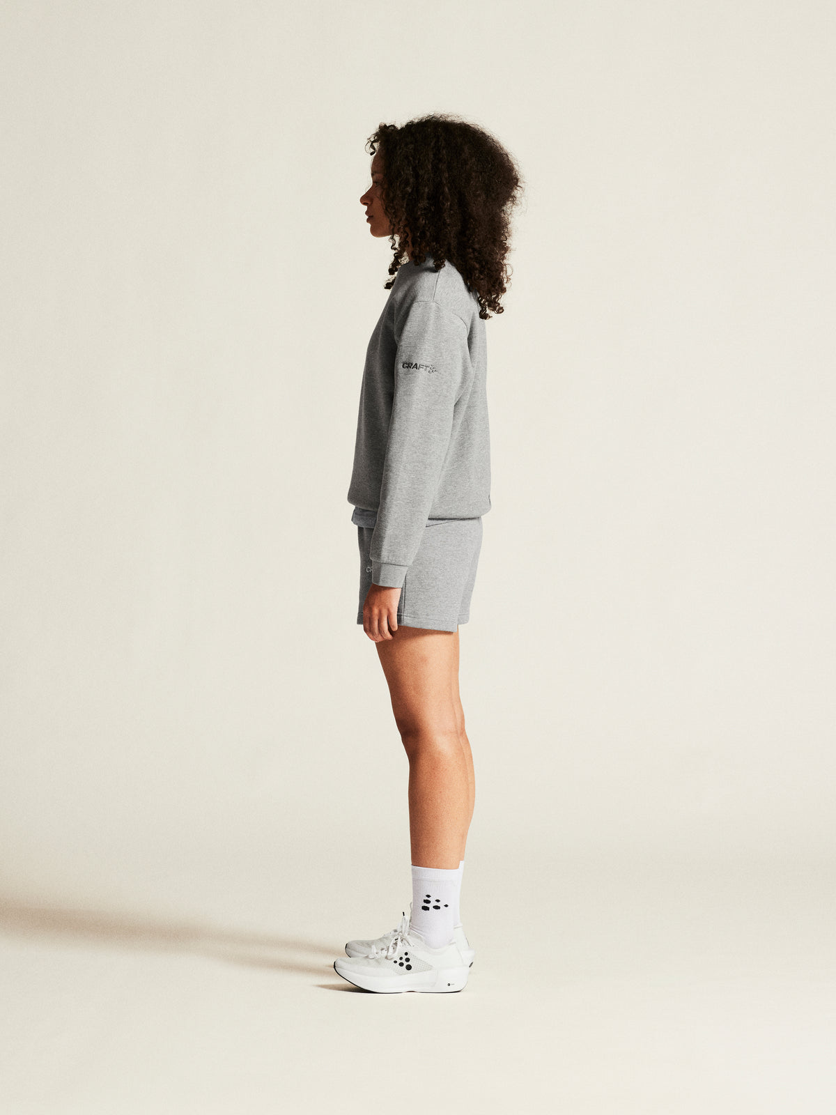 Craft Community 2.0 R Neck Damen in Grau meliert, Detailansicht