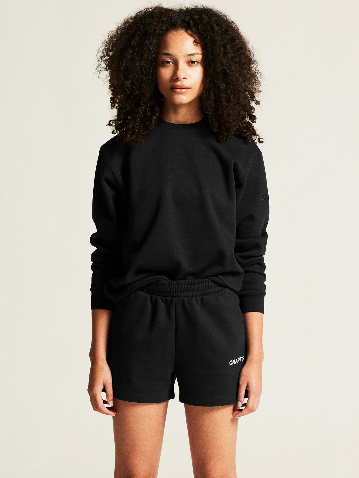 Craft Community 2.0 R Neck Damen in Schwarz, Detailansicht