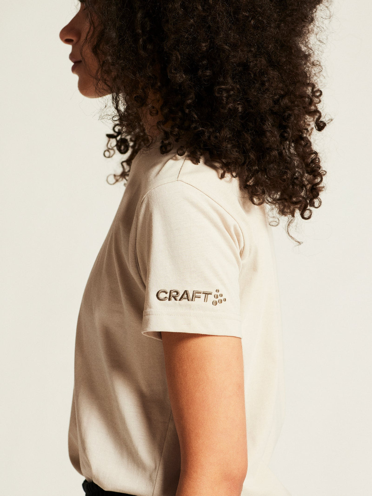 Craft Community 2.0 Tee Damen in Sand, Detailansicht