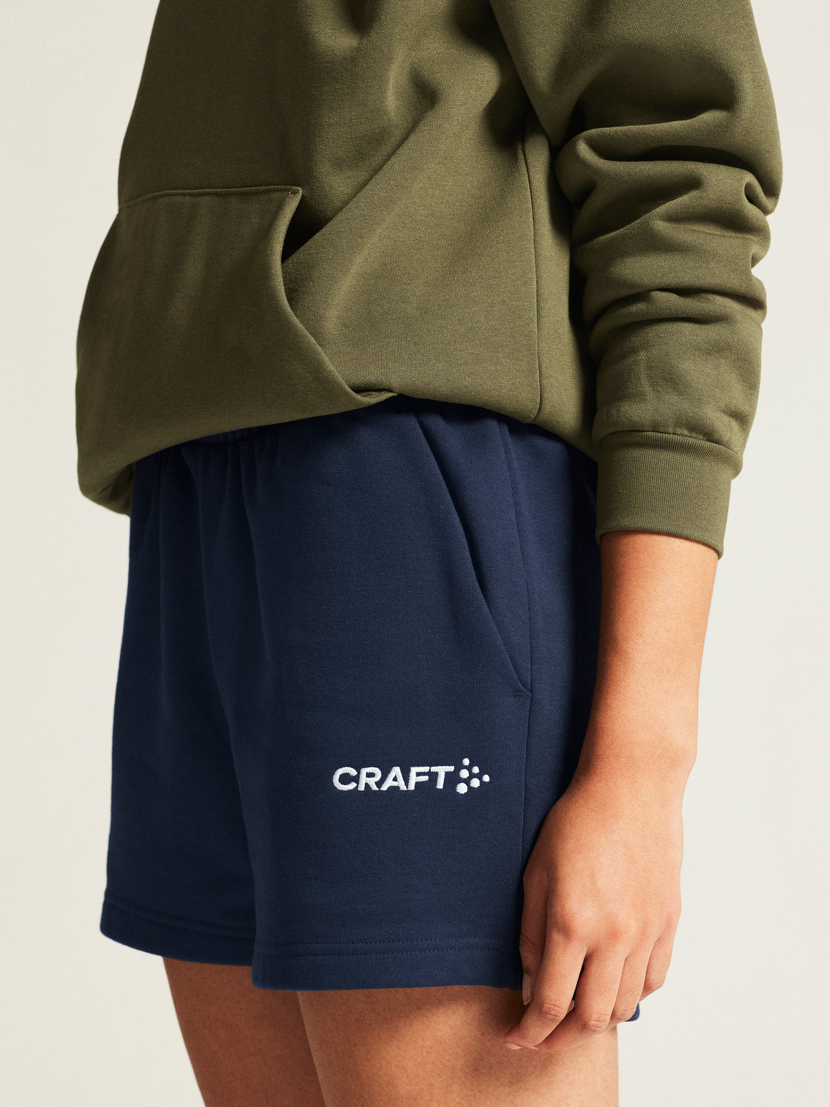 Craft Community 2.0 Shorts Damen in Navy, Detailansicht