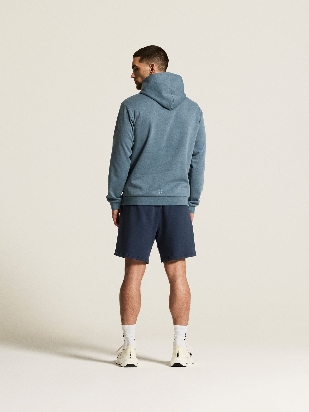 Craft Community 2.0 Hoodie Herren in Taubenblau, Detailansicht