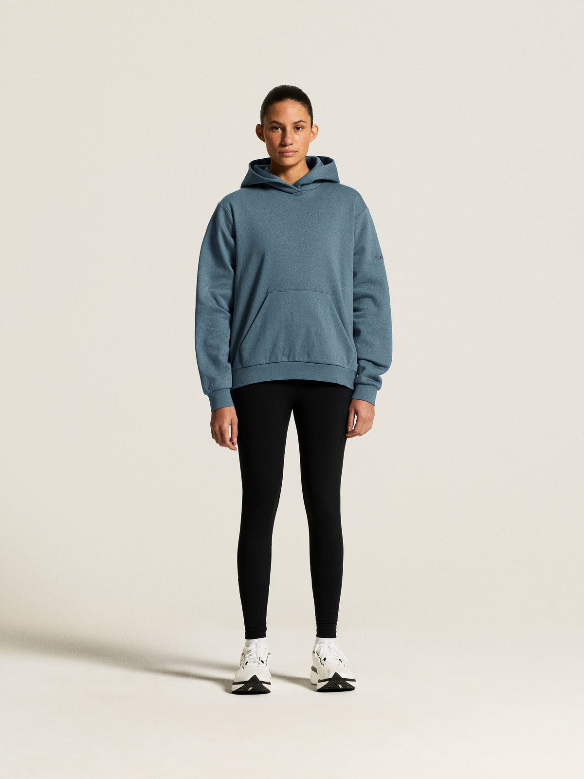Craft Community 2.0 Hoodie Damen in Taubenblau, Detailansicht