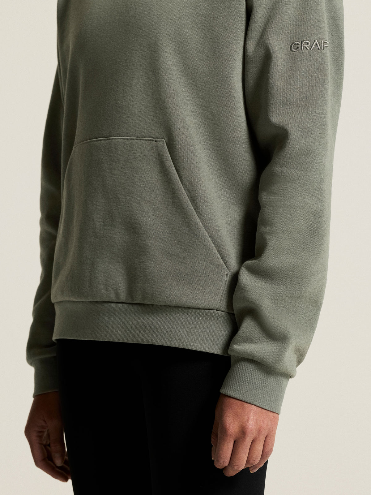 Craft Community 2.0 Hoodie Damen in Salbeigrün, Detailansicht
