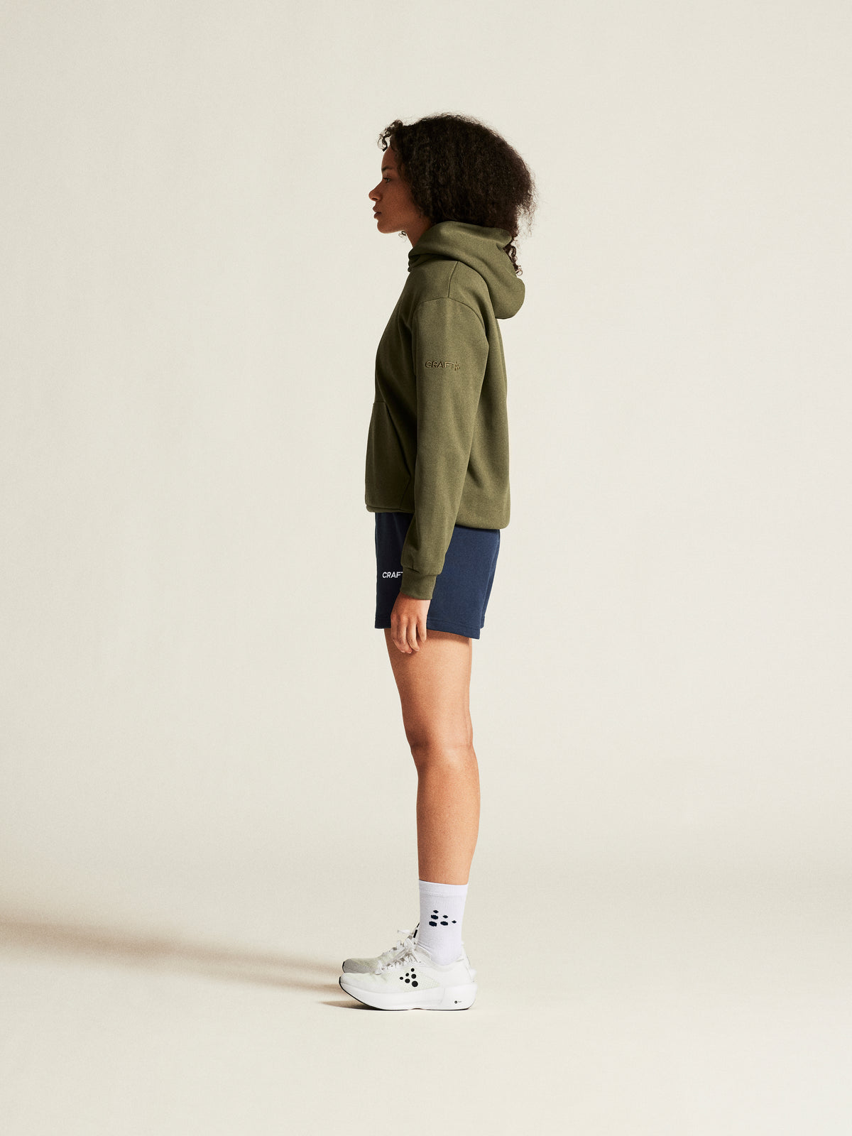 Craft Community 2.0 Hoodie Damen in Oliv, Detailansicht