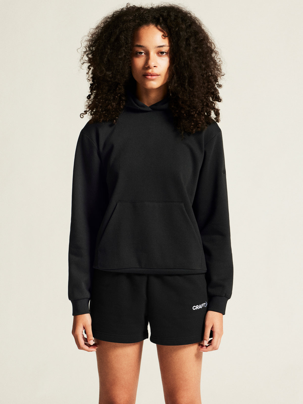 Craft Community 2.0 Hoodie Damen in Schwarz, Detailansicht