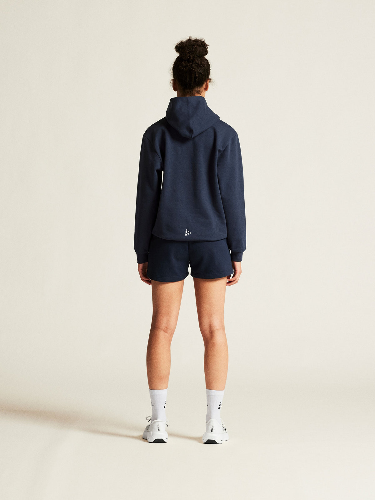 Craft Community 2.0 Logo Hoodie Damen in Navy, Detailansicht