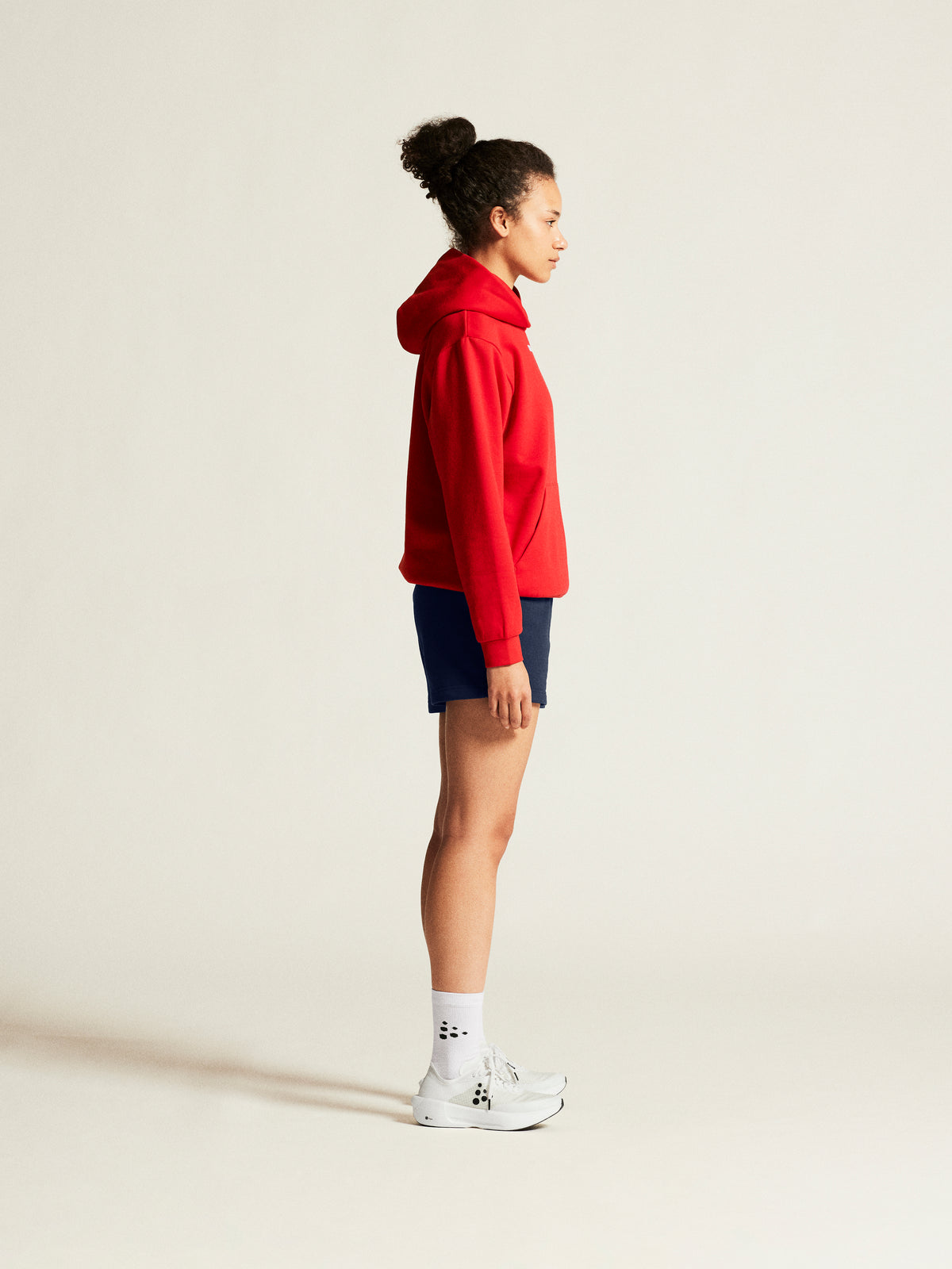Craft Community 2.0 Logo Hoodie Damen in Rot, Detailansicht