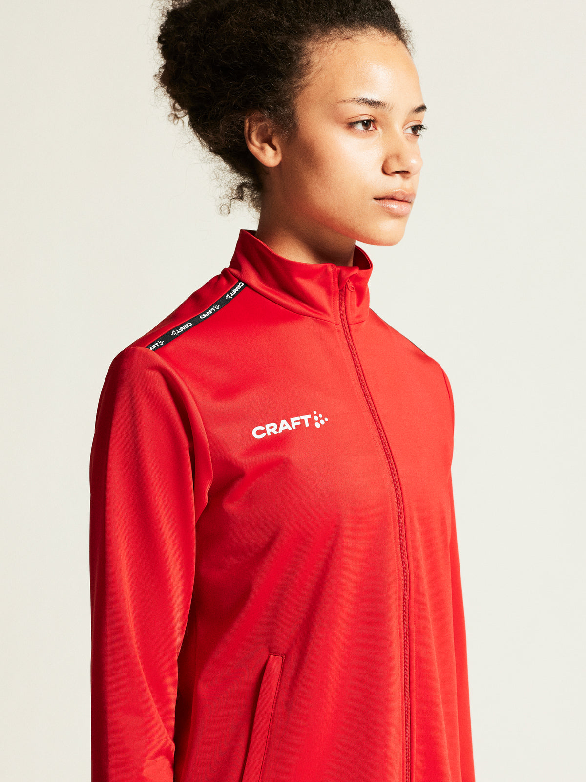 Craft Squad Go FZ Jacket Damen in Rot, Detailansicht