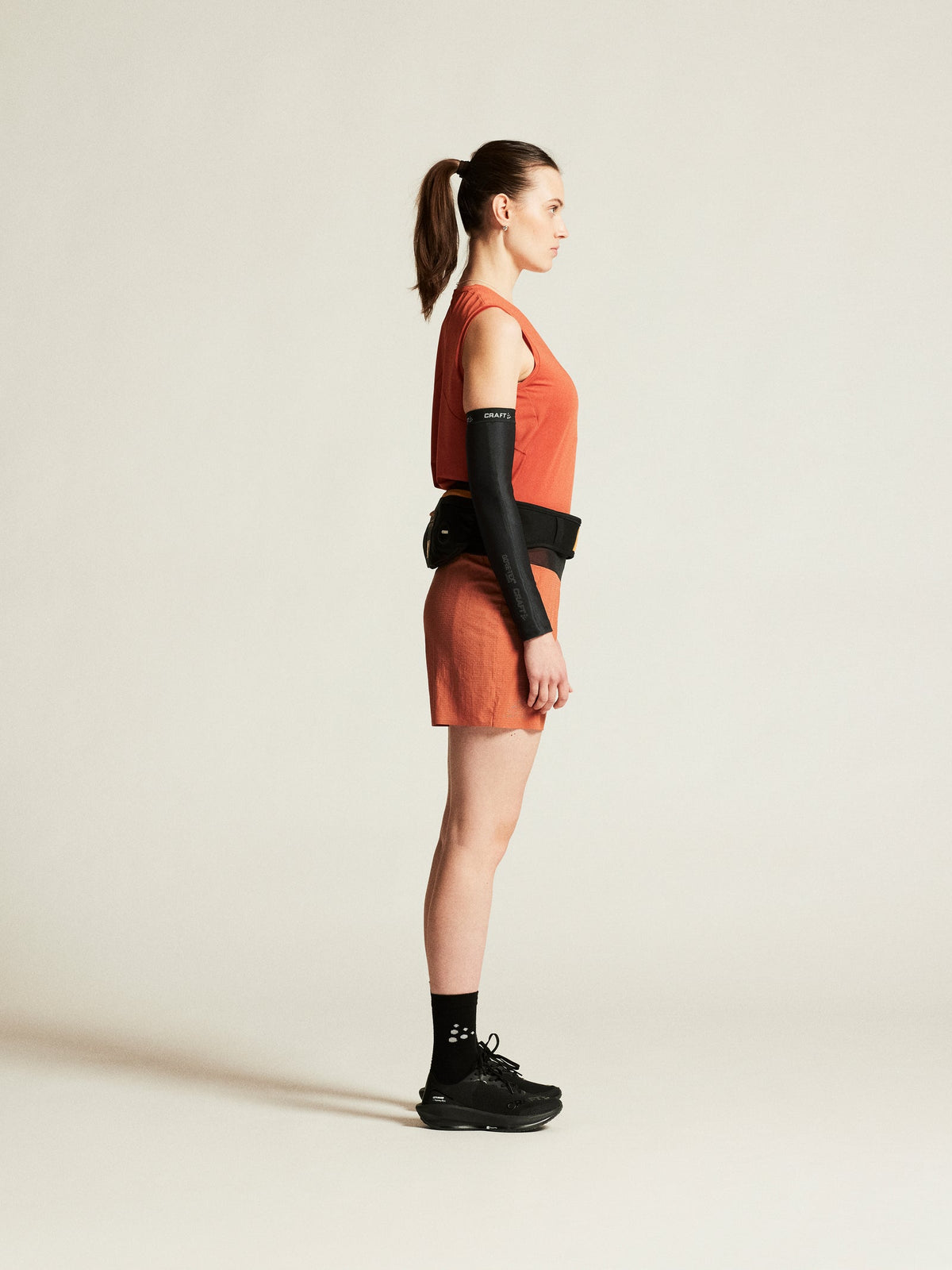 Craft PRO Trail Singlet 2 Damen in Rot, Detailansicht