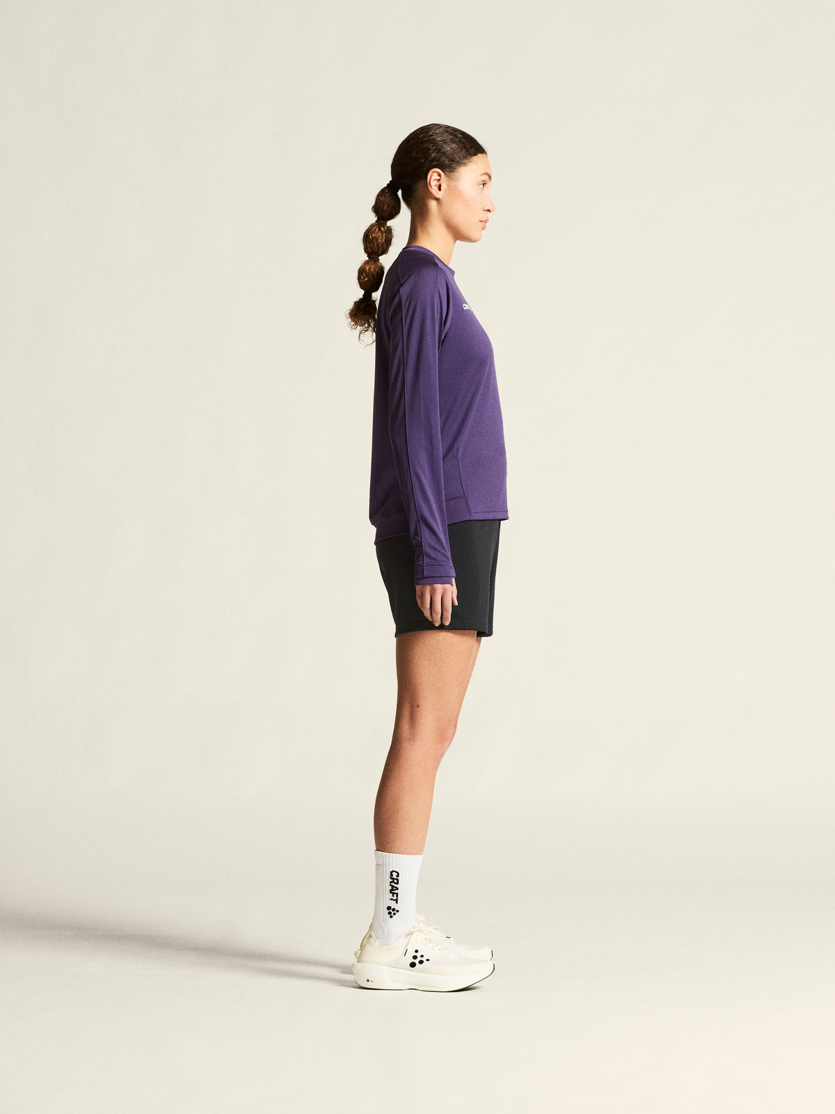 Craft Evolve 2.0 Crewneck Damen in Violett, Detailansicht
