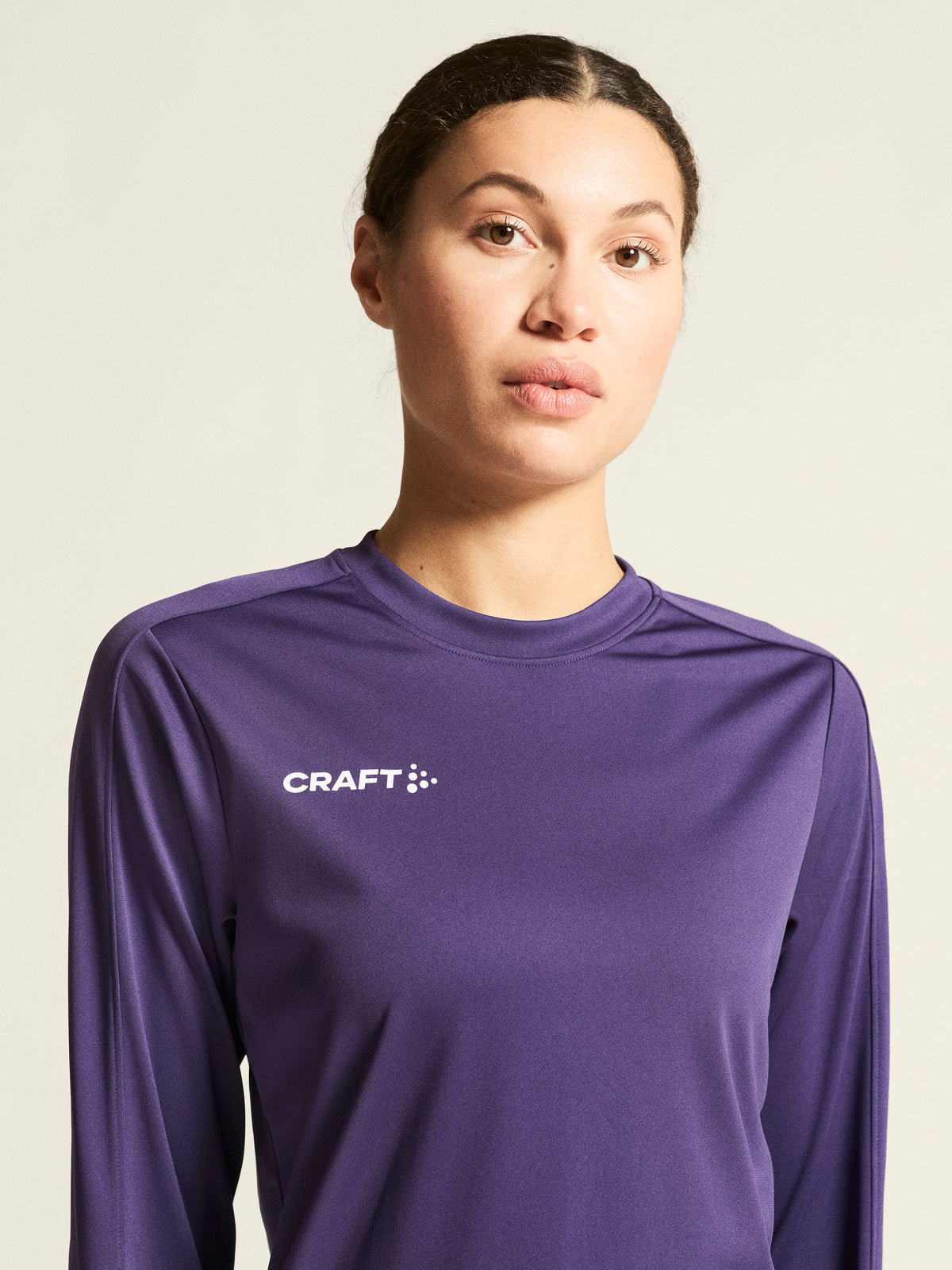 Craft Evolve 2.0 Crewneck Damen in Violett, Detailansicht
